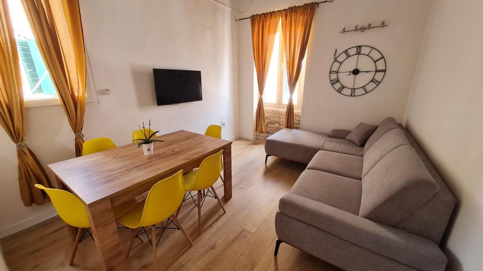 R&E Apartment Split Kamer foto